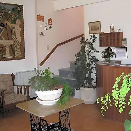לינה וארוחת בוקר Porto Monte מסיירה